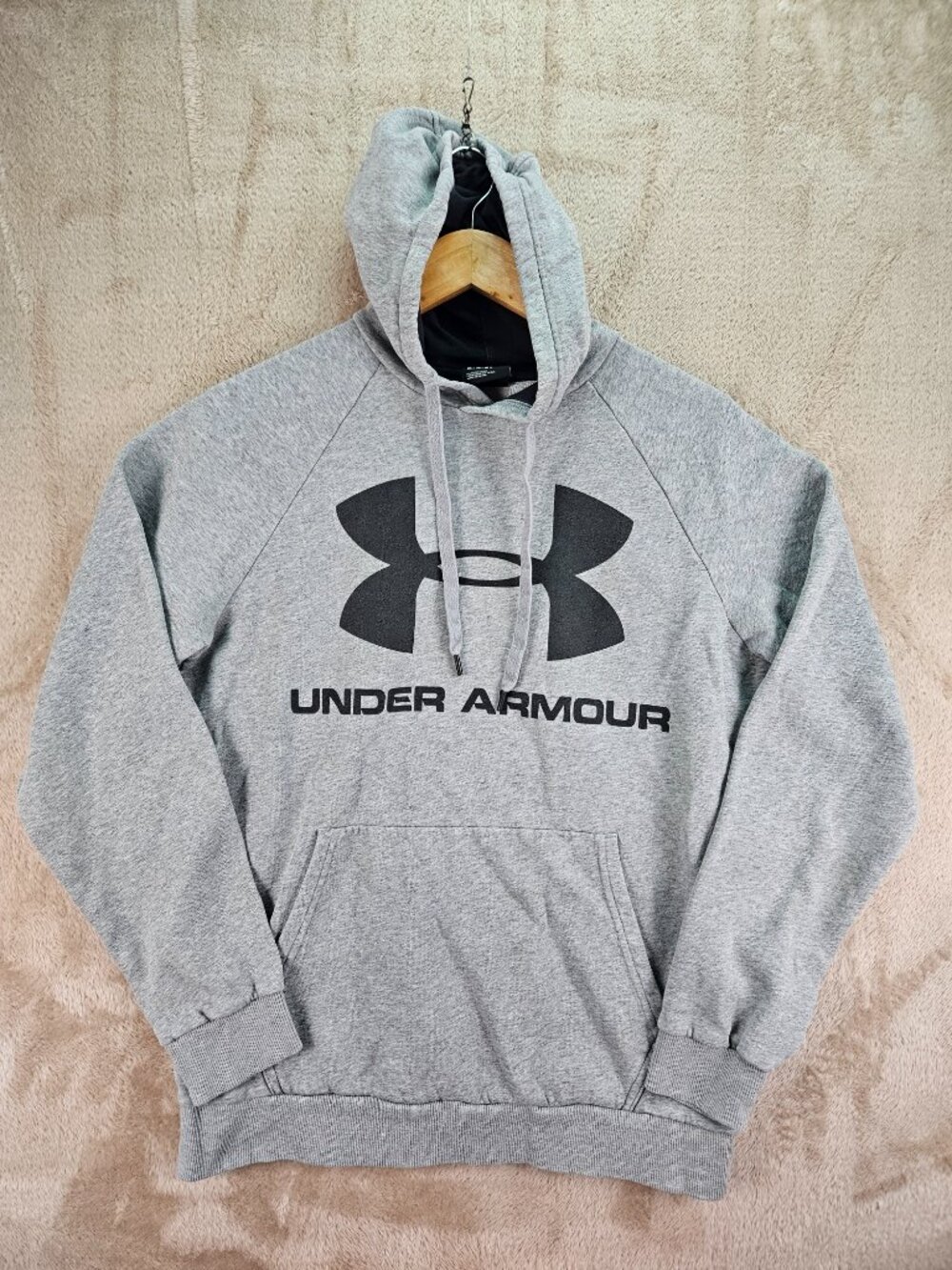 Under Armour Hoodie Sweatshirt Big Logo Size M Gray Drawstring Kangaroo Pocket